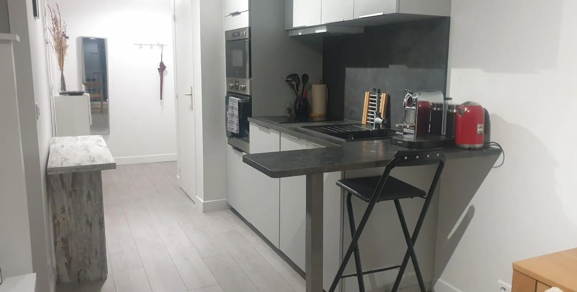 Apartment Charmant Studio A Montmartre Sacre Coeur Paris France